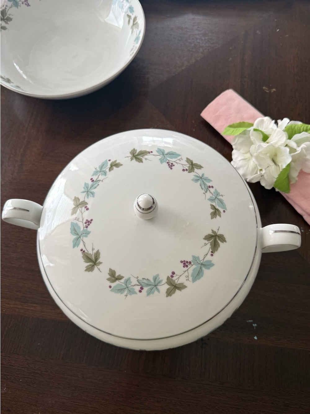 Vintage Fine China Japan MS 6701 Covered Casserole Dish / Soup Tureen